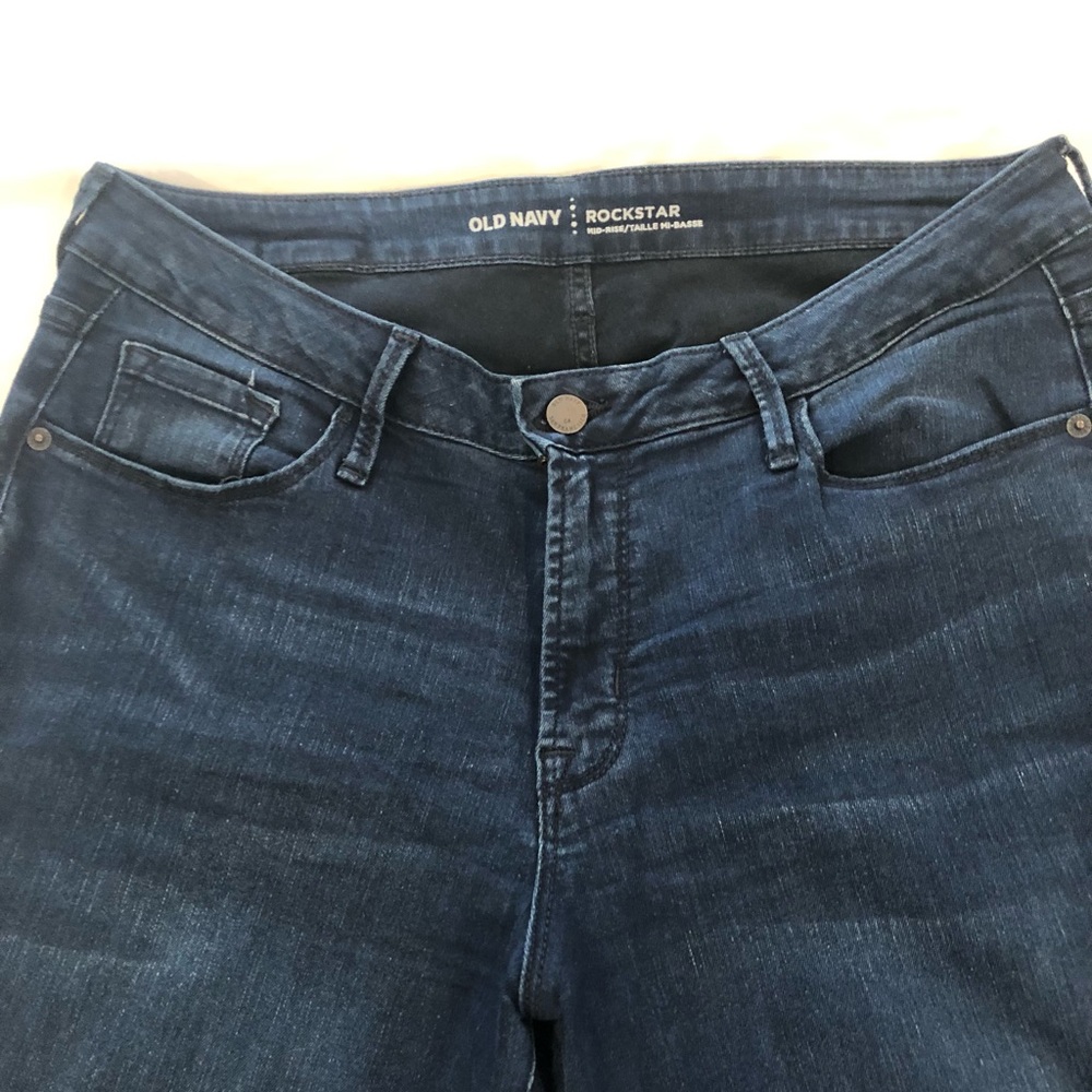 Old Navy women’s size 12 Rockstar Skinny Jeans